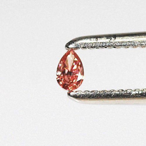 ピンクダイヤモンド（0.063ct,FIP,VS1）中宝研ソーティング付き