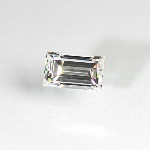 ダイヤモンド（0.337ct,G,VS1,）ソーティング付き