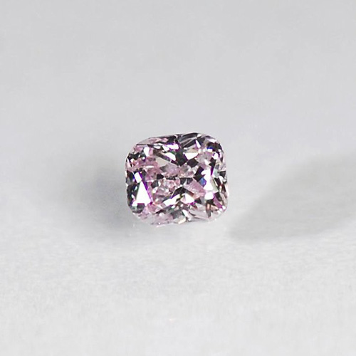 ピンクダイヤモンド（0.179ct,FLPP）中宝研ソーティング付き