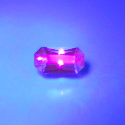 ソーダライト（蛍光反応） [012101-2461] : 天然石、宝石ルース(裸石 